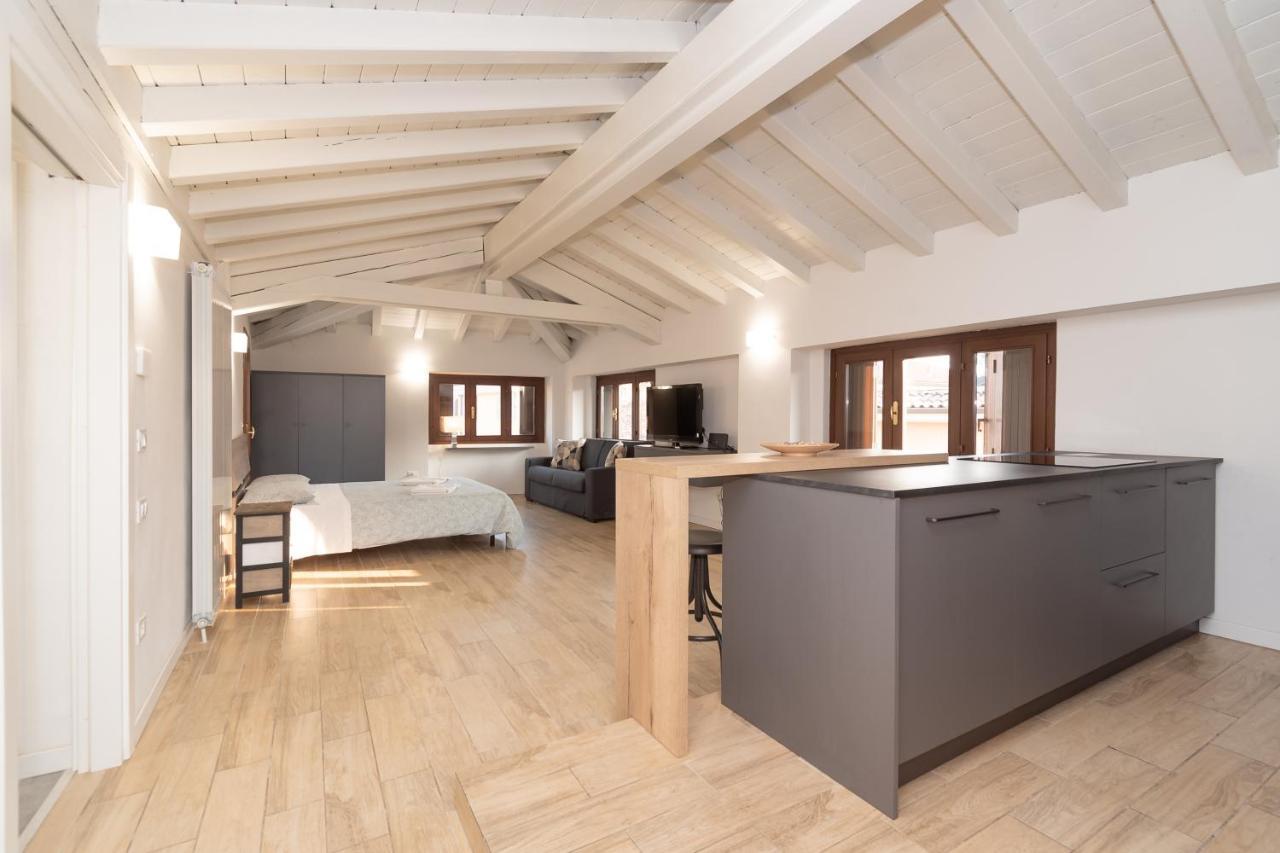Residenza Capriolo 28 - F&L Apartment Brescia Buitenkant foto